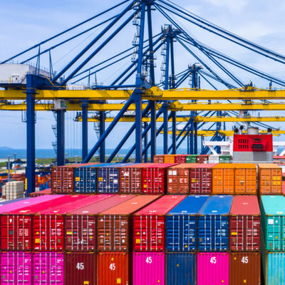 Serviços de transporte marítimo de mercadorias
